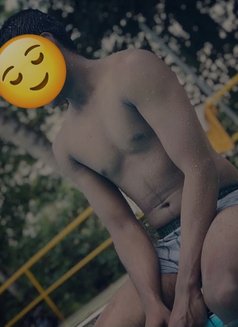 Shenal Kavishka - Male escort in Colombo Photo 2 of 2