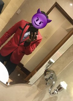 Shenal - Male escort in Colombo Photo 2 of 2