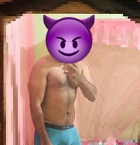 Shenalz Xxx - Male escort in Colombo
