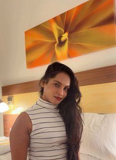 Shenaya Fernando - escort in Dubai Photo 5 of 10