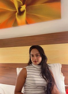 Shenaya Fernando - escort in Dubai Photo 6 of 10