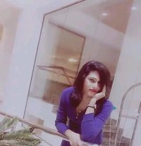 Shenaya Perera - Transsexual escort in Colombo