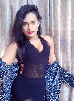 Shenaya Perera - Transsexual escort in Colombo Photo 7 of 8