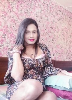 Shenaya Perera - Transsexual escort in Colombo Photo 9 of 10