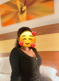 Shenaya Perera - escort in Dubai Photo 1 of 7