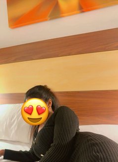 Shenaya Perera - escort in Dubai Photo 6 of 7