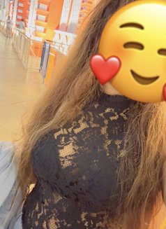 Shenaya Roshel - escort in Dubai Photo 3 of 5