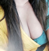 Shenaya - escort in Colombo