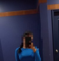 Sheni - escort in Colombo