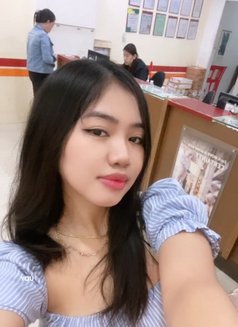 Sheina - escort in Davao Photo 8 of 9