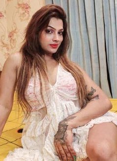 Shenila Fernandez - Male escort in Colombo Photo 2 of 8