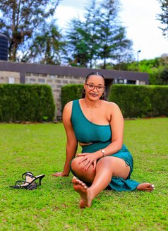 Shennie - escort in Nairobi Photo 3 of 3