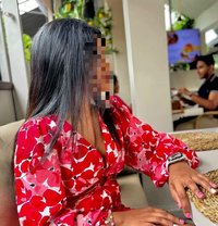 Shenu girl - escort in Colombo