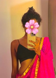 Shenu( New University Girl )verified - puta in Colombo Photo 22 of 23