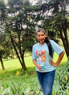 Shenu office girl - escort in Colombo Photo 7 of 7