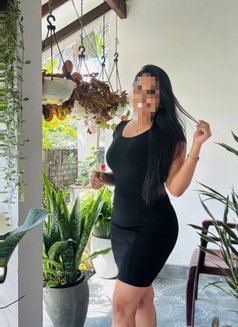 Banu Office girl - escort in Colombo Photo 2 of 8