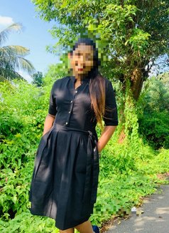 Banu Office girl - escort in Colombo Photo 7 of 8
