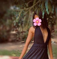 Shenu ( New University girl)Outcall - escort in Colombo Photo 7 of 9