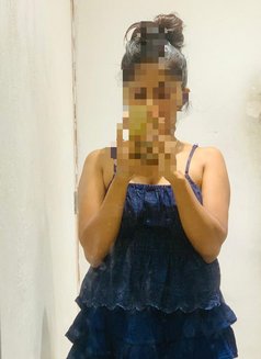 Shenushi (contact on whatsapp) - escort in Colombo Photo 8 of 9