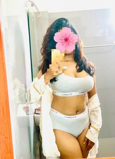 Shenushi (contact on whatsapp) - escort in Colombo Photo 12 of 15