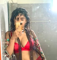 Shenushi (contact on whatsapp) - puta in Colombo