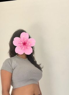 Shenushi (contact on whatsapp) - escort in Colombo Photo 23 of 26