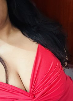 Sheny🧜‍♀️ - escort in Dubai Photo 2 of 2