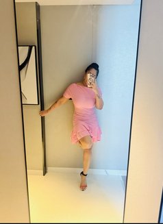 Sheny - escort in Dubai Photo 3 of 3