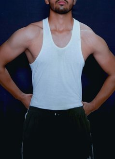 Shera - Acompañantes masculino in Chandigarh Photo 1 of 2