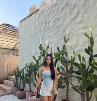 Sheren Best Blowjob - puta in Bali