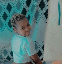 Sheren - Intérprete de adultos in Nairobi