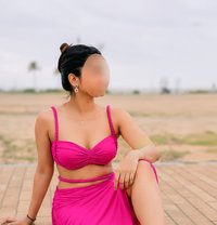 Hot Modeling Girl Sheril Fernando - escort in Colombo