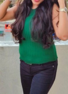 Sheril - escort in Colombo Photo 1 of 3