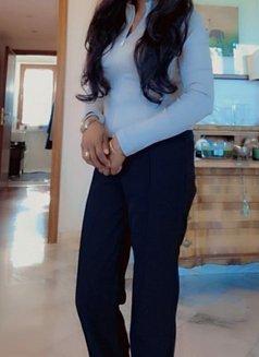 Sheril - escort in Colombo Photo 3 of 3