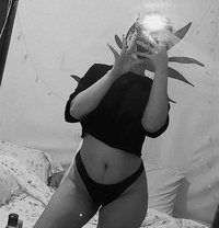 Sheril - escort in Colombo