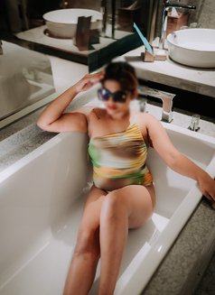 Sherin Amisha 20y - escort in Colombo Photo 14 of 15