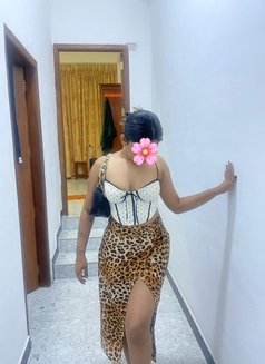 Sherin Amisha - puta in Colombo Photo 9 of 18