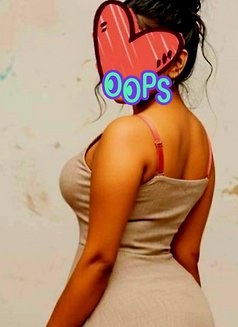 Sherin Hashi gfe - puta in Colombo Photo 5 of 5