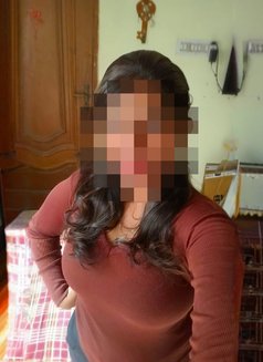 Sherly - escort in Chennai Photo 4 of 5