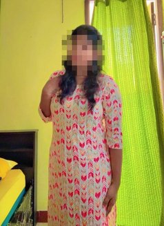 Sherly - escort in Chennai Photo 5 of 5