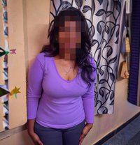 Sherly - escort in Chennai