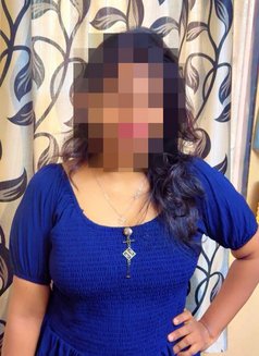 Sherly - escort in Chennai Photo 7 of 12