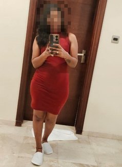 Sherly - escort in Chennai Photo 13 of 13