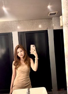 Sherly Sexy - Acompañante in Bali Photo 2 of 8