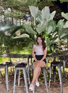 Sherly Sexy - Acompañante in Bali Photo 4 of 8