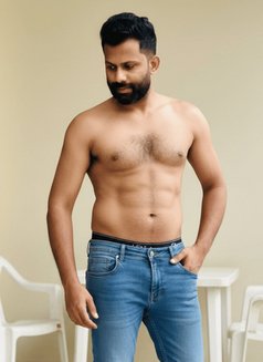 Sheron Fernando - Male escort in Bangkok Photo 3 of 5