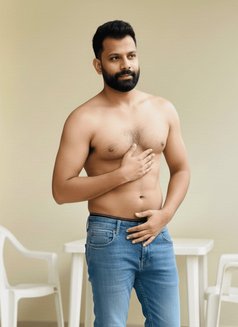 Sheron Fernando - Male escort in Bangkok Photo 4 of 5