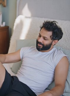 Sheron Fernando - Male escort in Dubai Photo 11 of 13