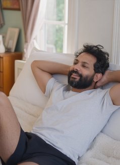 Sheron Fernando - Male escort in Dubai Photo 12 of 13