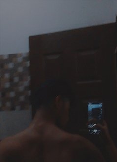 Sheron - Male adult performer in Colombo Photo 2 of 2